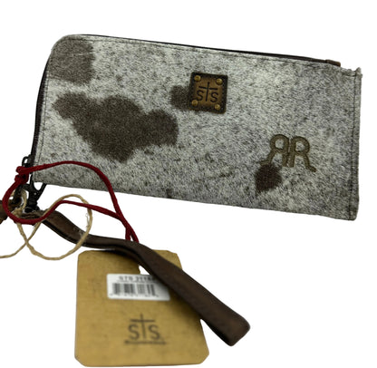 STS Classic Cowhide Clutch