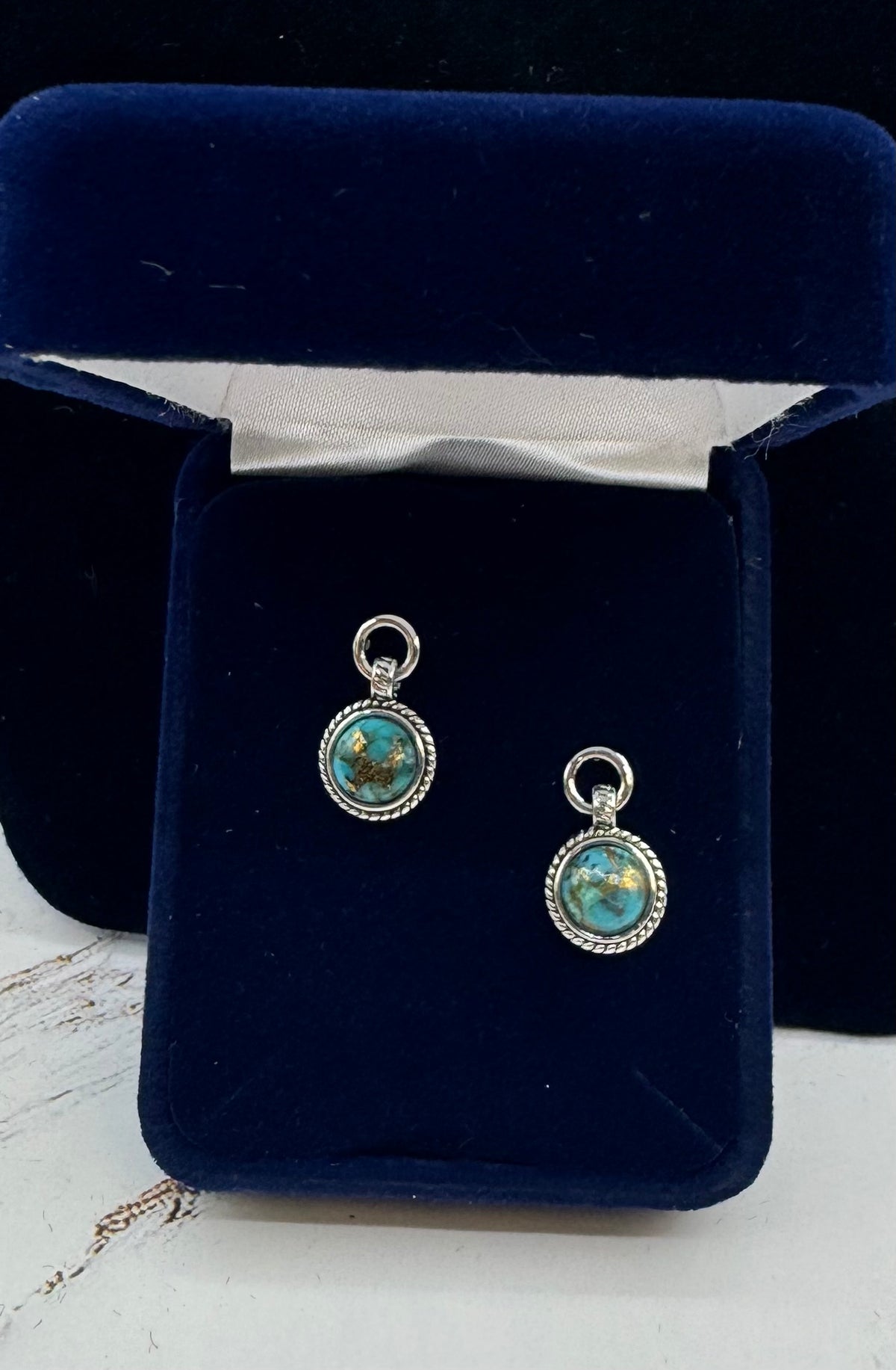 Round turquoise earrings