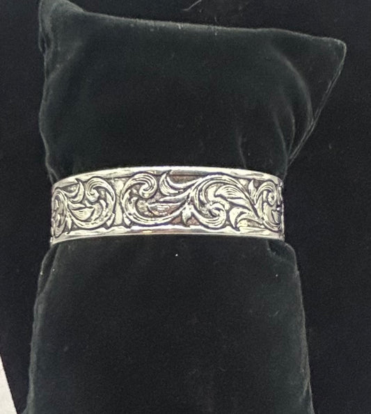 WYO-HORSE SILVER THIN TOOLED CUFF BRACELET JB238S